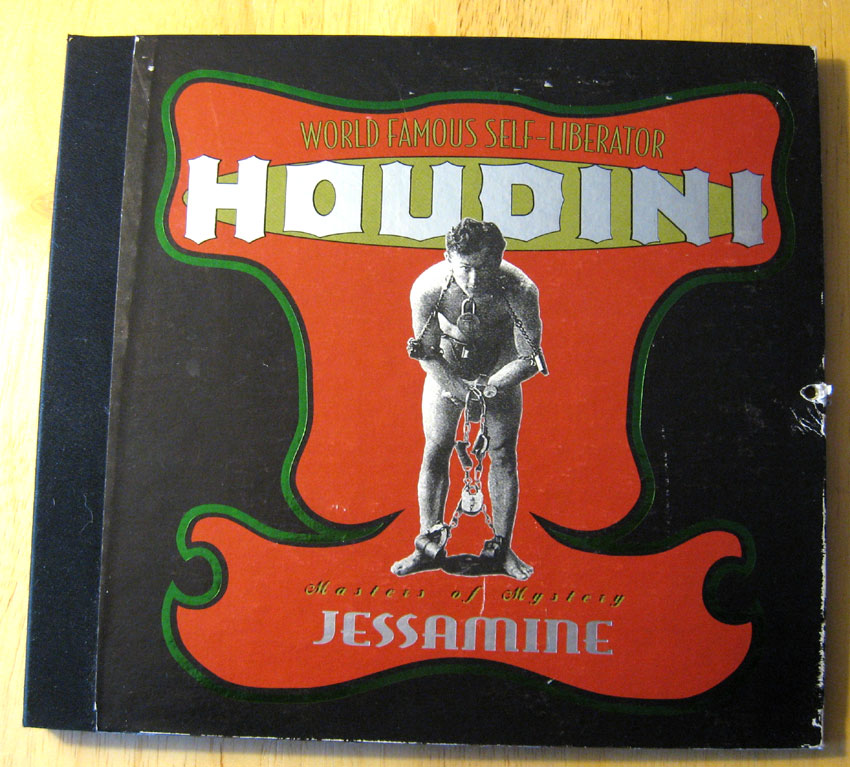 Houdini packaging design outside