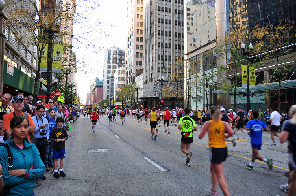 runners in downtown Chicago